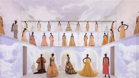 Zeitreise mit Dior: Mit „La Galerie Dior“ erzählt das Modehaus die 